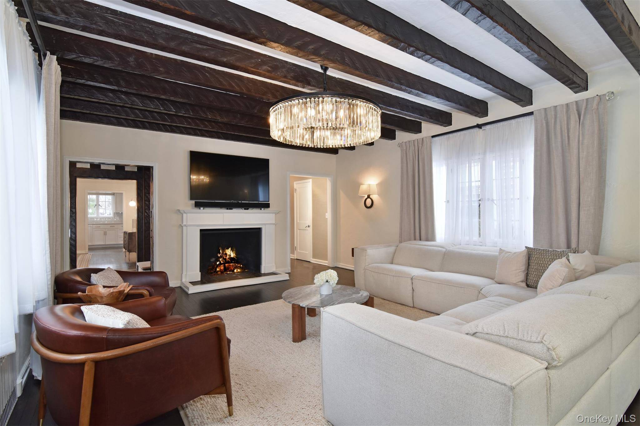 Casa de 4 Dormitorios en Venta en Bronxville - Nueva York - EE. UU. - 3
