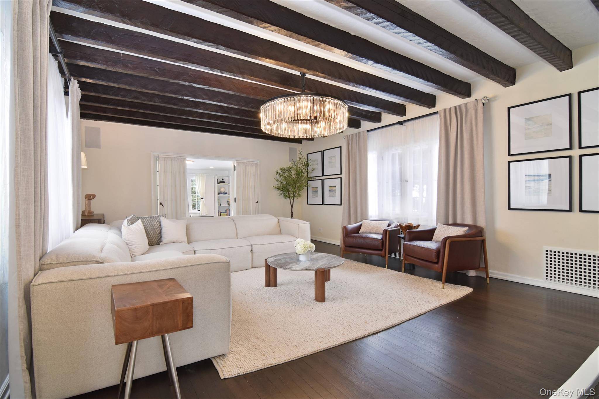 Casa de 4 Dormitorios en Venta en Bronxville - Nueva York - EE. UU. - 4