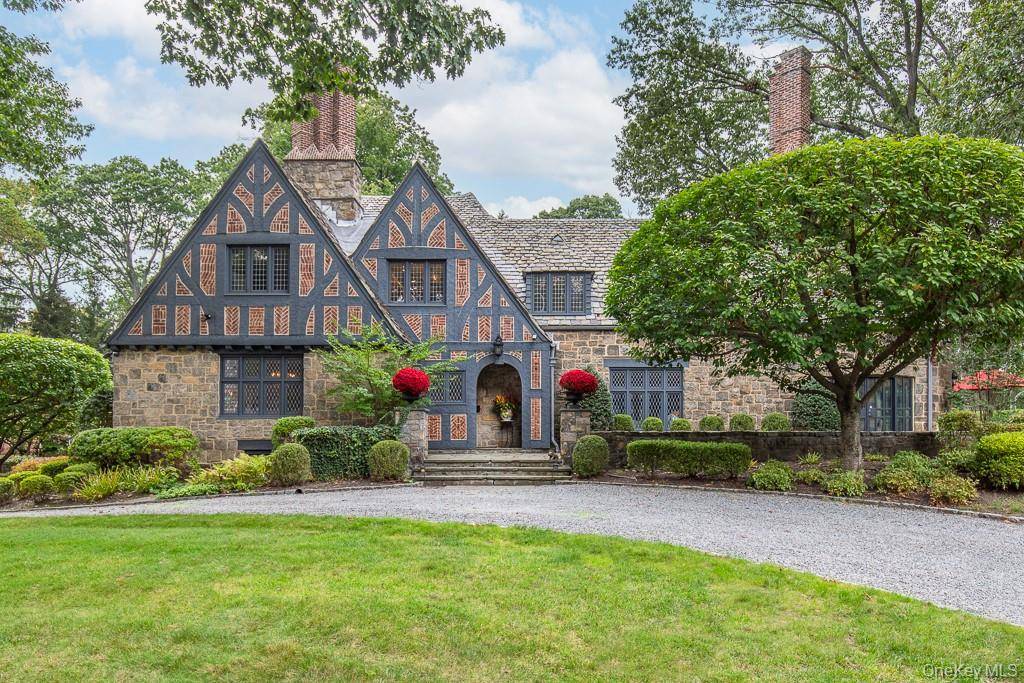 Casa de 4 Dormitorios en Venta en Bronxville - Nueva York - EE. UU. - 1