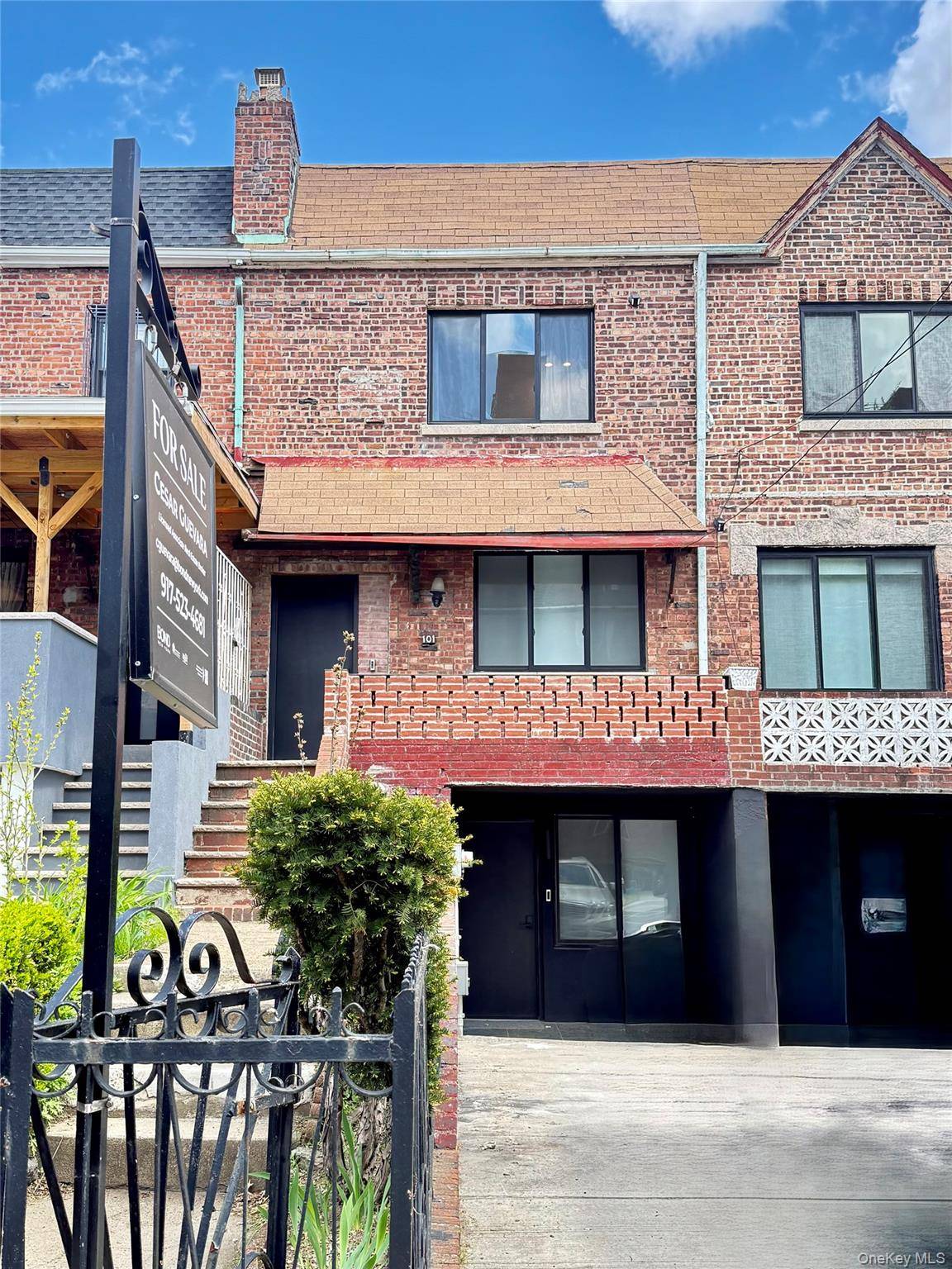 Casa com 4 Quartos à Venda em Brooklyn - Nova Iorque - EUA - 1