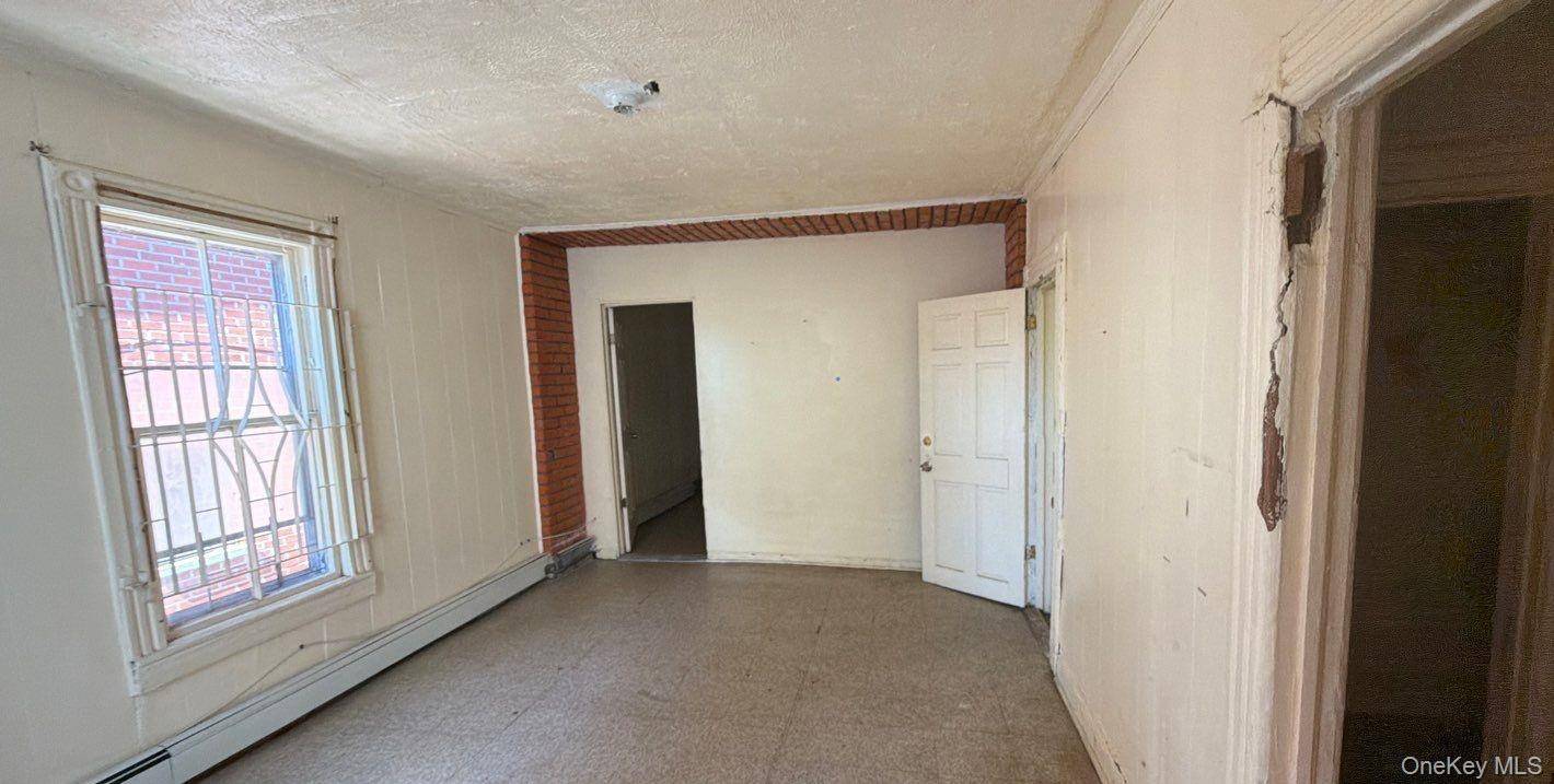 Casa com 4 Quartos à Venda em Brooklyn - Nova Iorque - EUA - 3