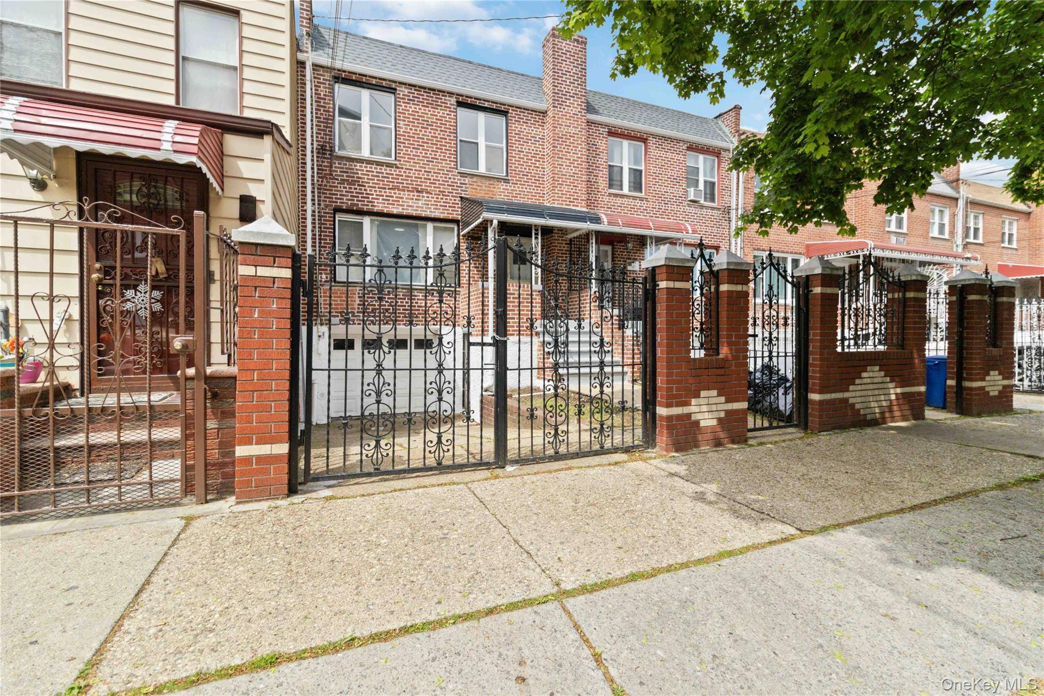 Casa com 4 Quartos à Venda em Brooklyn - Nova Iorque - EUA - 2