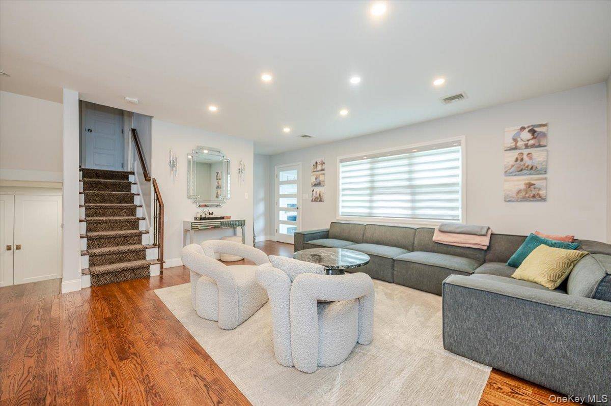 Casa com 4 Quartos à Venda em Cedarhurst - Nova Iorque - EUA - 5