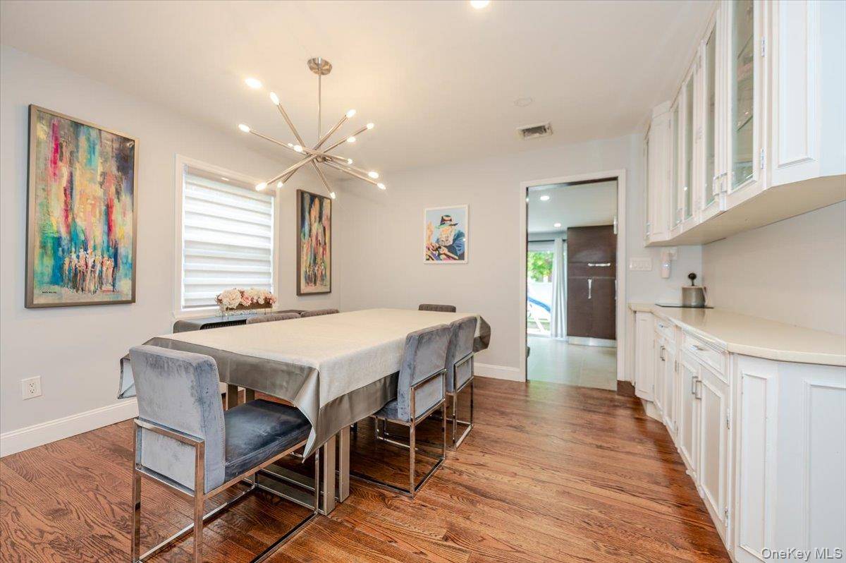 Casa com 4 Quartos à Venda em Cedarhurst - Nova Iorque - EUA - 6