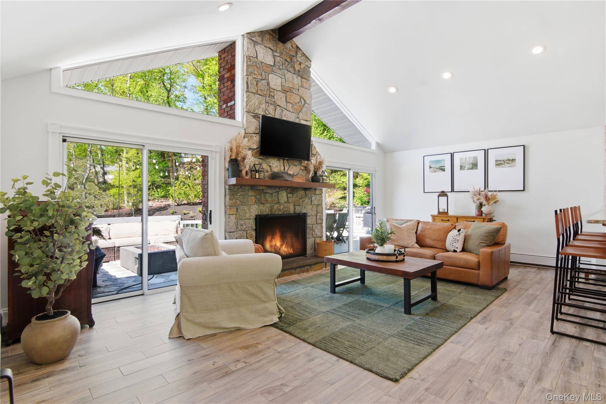 Casa de 4 Dormitorios en Venta en Centerport - Nueva York - EE. UU. - 5