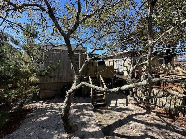 Casa de 4 Dormitorios en Venta en Cherry Grove, Fire Island, NY - 2