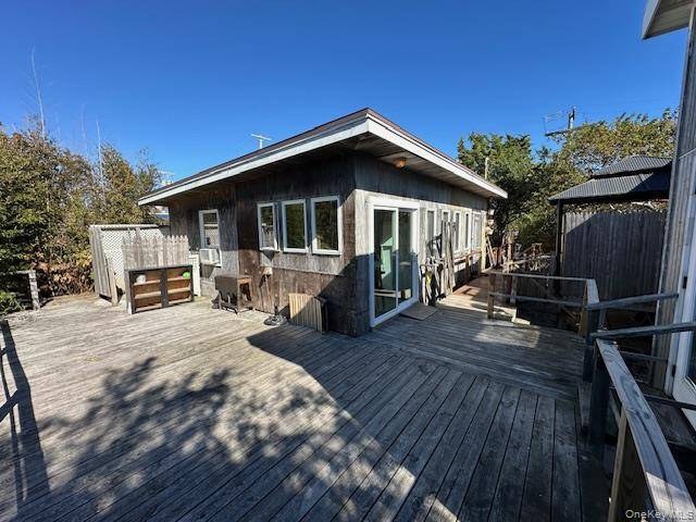 Casa de 4 Dormitorios en Venta en Cherry Grove, Fire Island, NY - 4