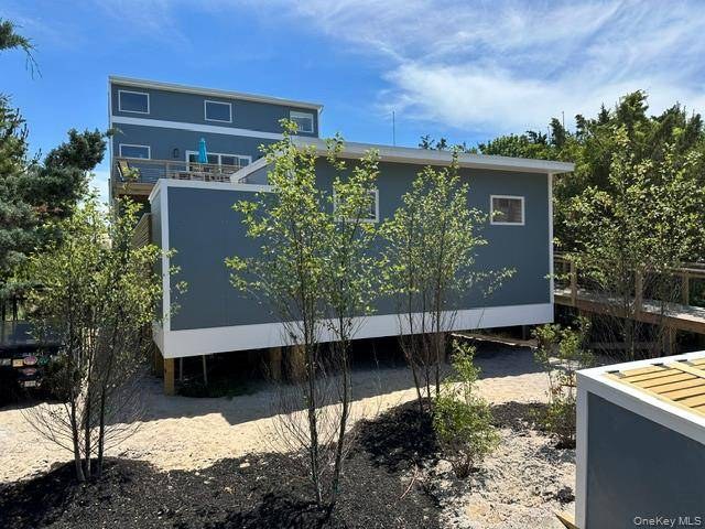 Casa com 4 Quartos à Venda em Cherry Grove - Nova Iorque - EUA - 8