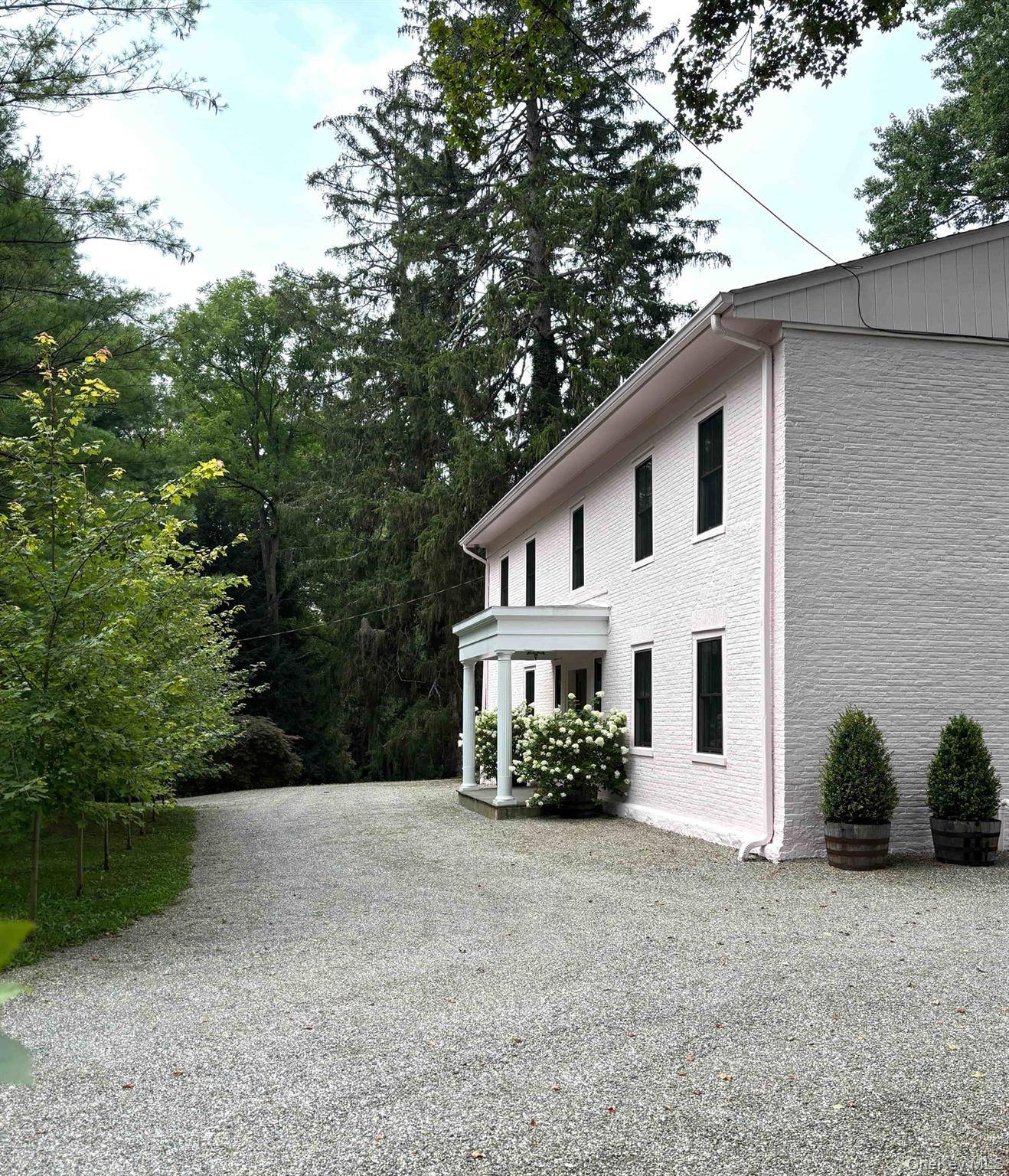 Casa com 4 Quartos à Venda em Clinton Corners - Nova Iorque - EUA - 1