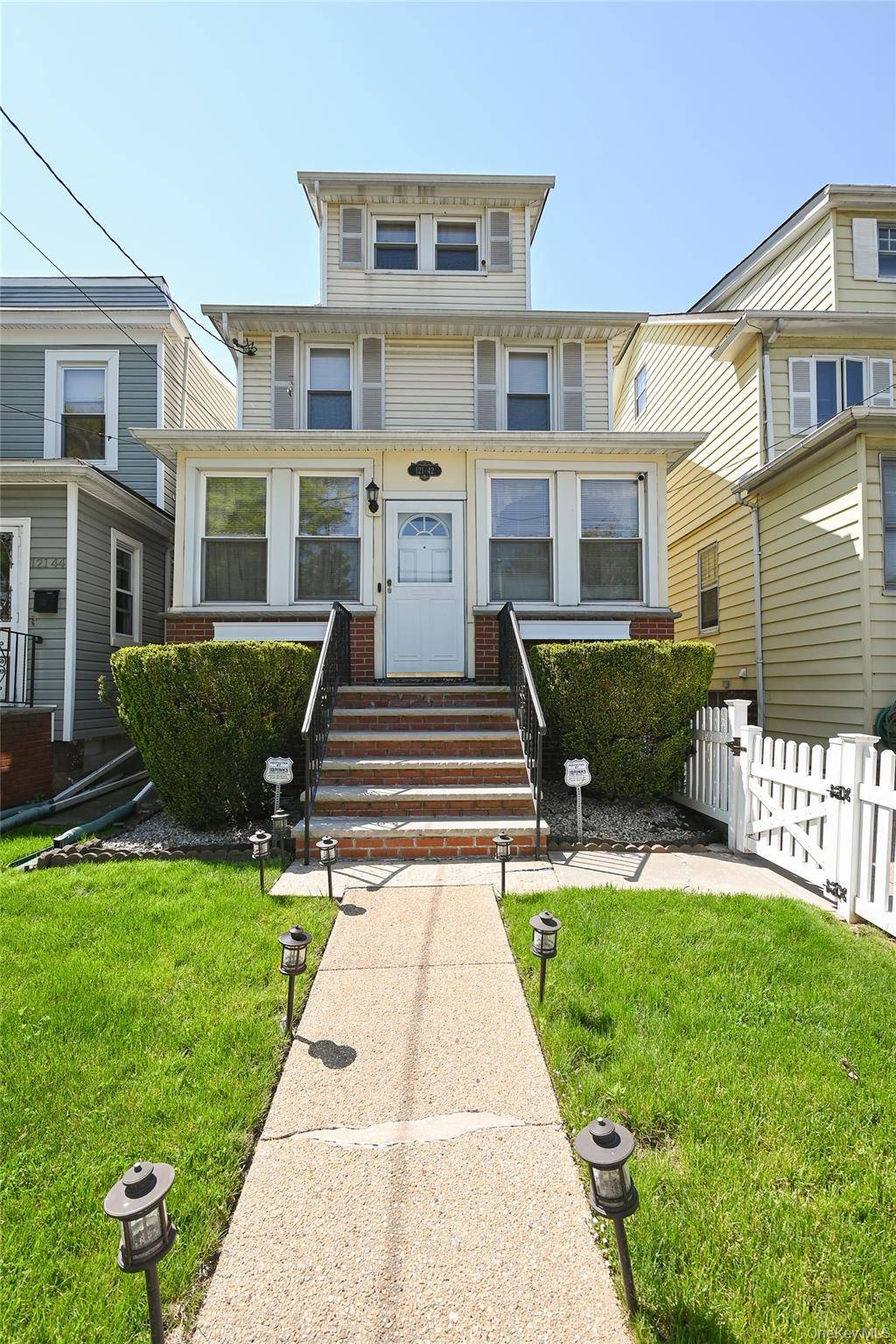 Maison 4 chambres à Vendre à College Point - New York - USA - 1