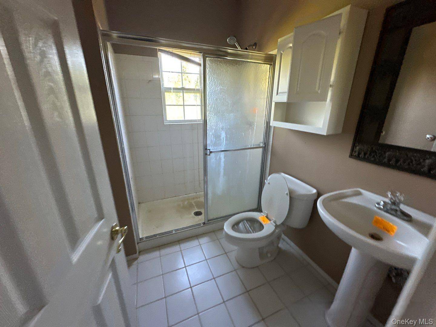 Casa de 4 Dormitorios en Venta en Coram - Nueva York - EE. UU. - 8