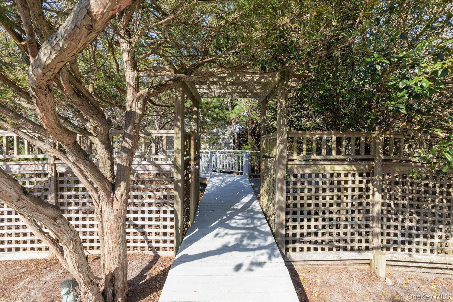 4 Bedroom Home for Sale in Corneille Estates - New York - USA - 4