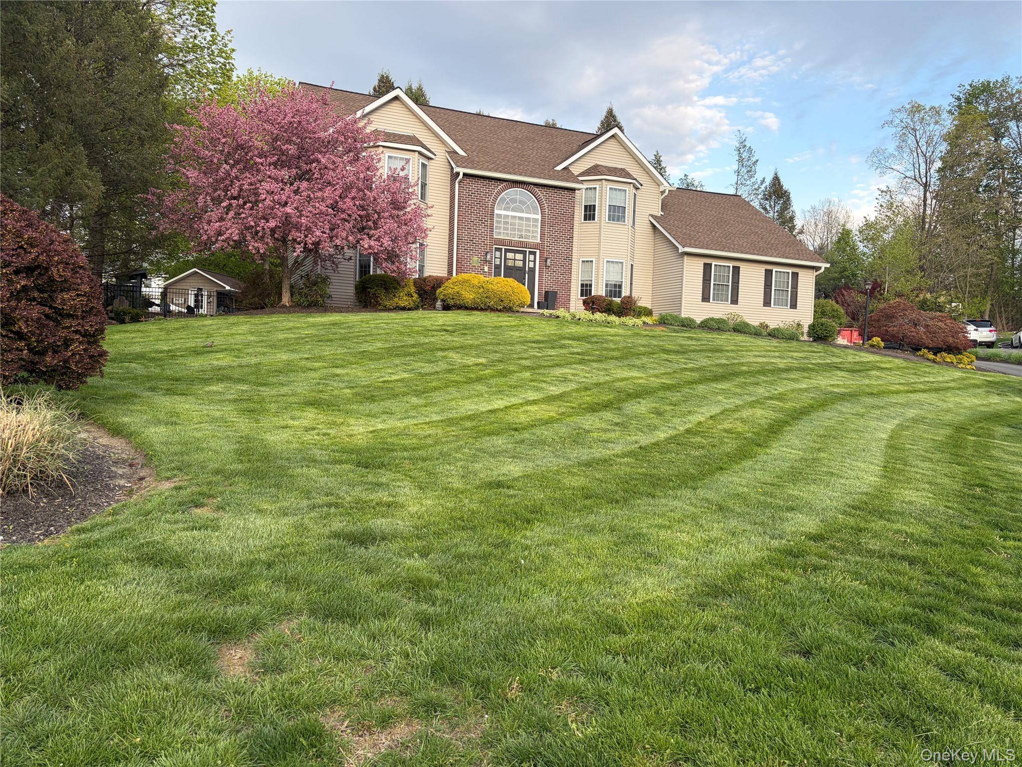 4 Bedroom Home for Sale in Cornwall - New York - USA - 2