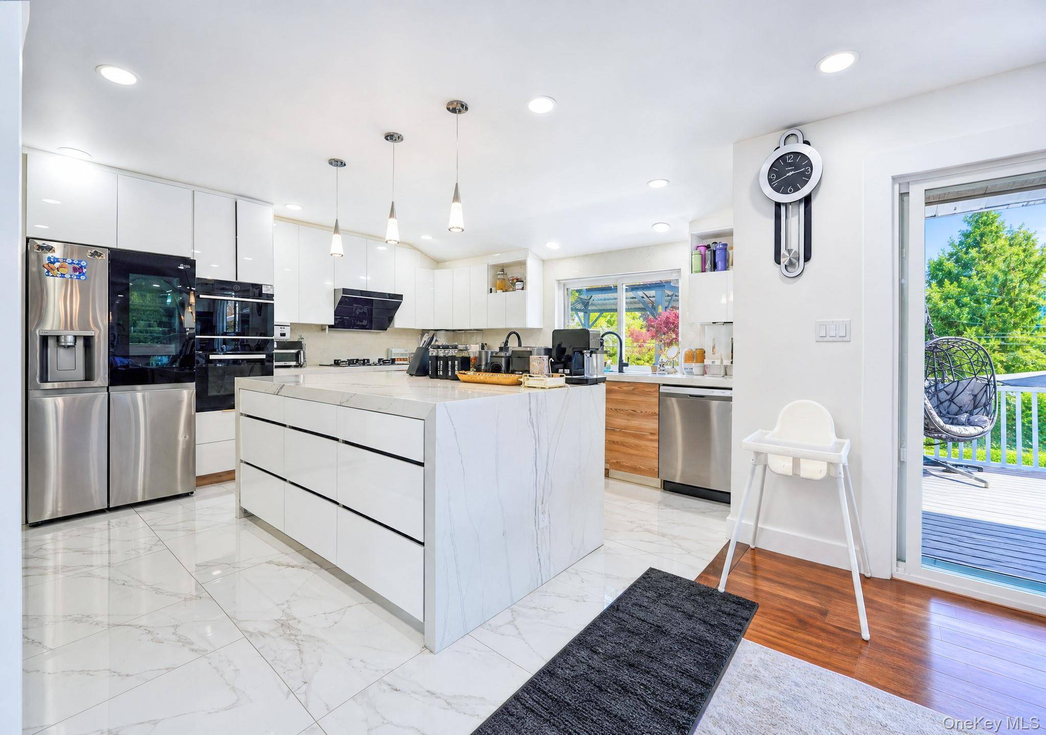 Casa com 4 Quartos à Venda em Dix Hills - Nova Iorque - EUA - 3