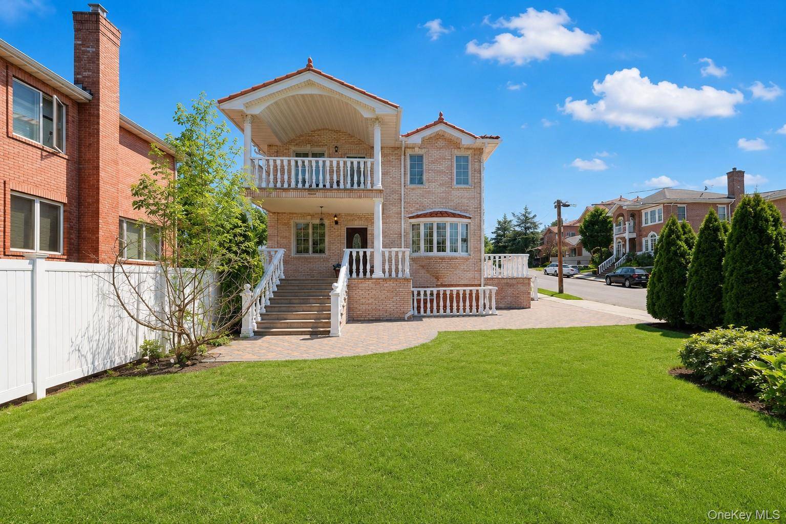 Casa com 4 Quartos à Venda em Douglaston - Nova Iorque - EUA - 3