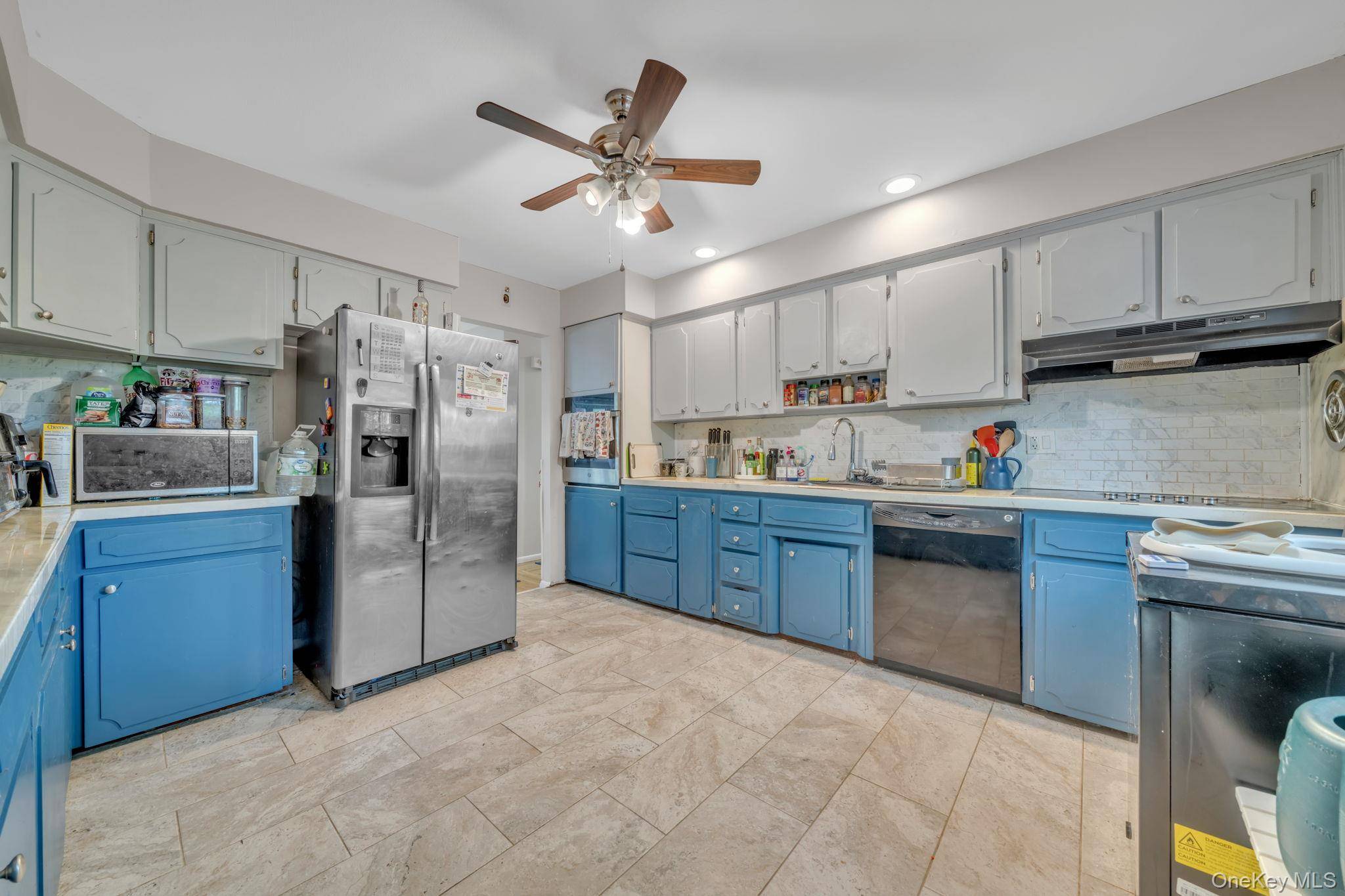4 Bedroom Home for Sale in East Islip - New York - USA - 2