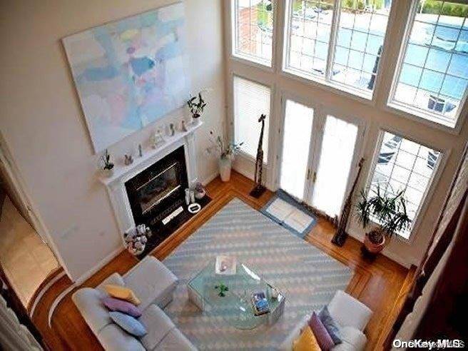 Casa com 4 Quartos à Venda em East Quogue - Nova Iorque - EUA - 6