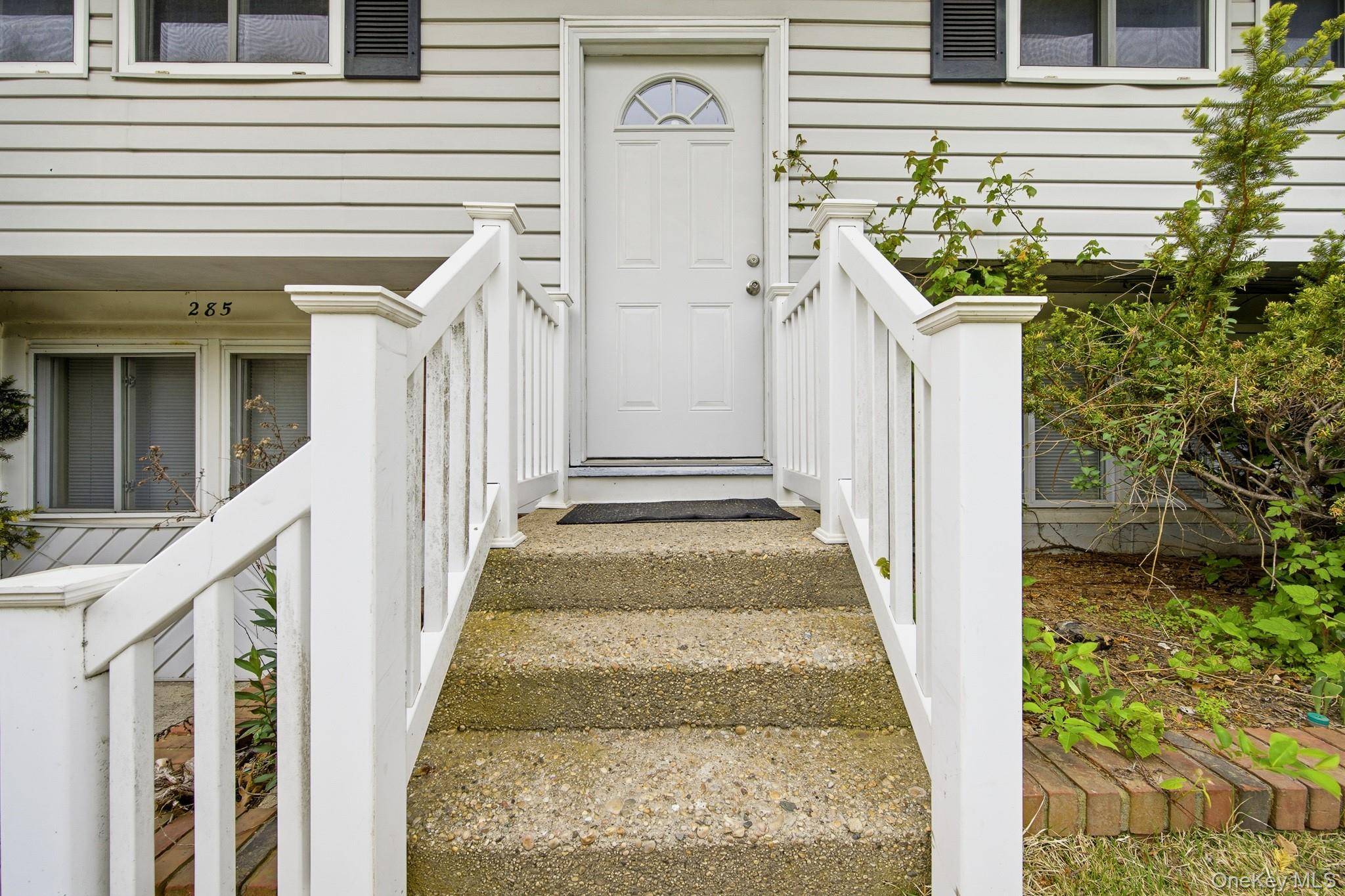 Casa com 4 Quartos à Venda em East Setauket - Nova Iorque - EUA - 4