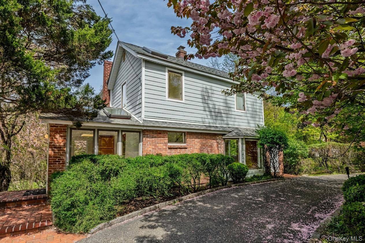 Casa com 4 Quartos à Venda em East Setauket - Nova Iorque - EUA - 1