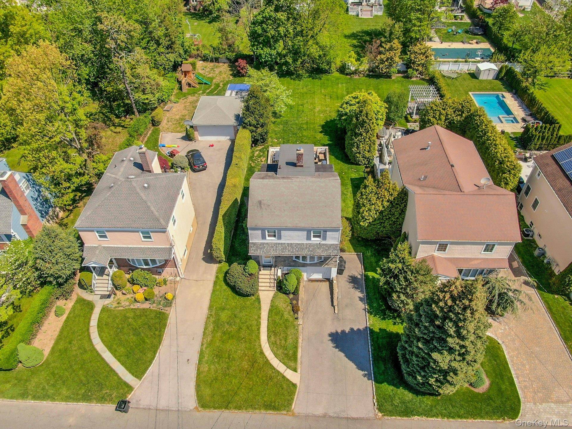 Casa com 4 Quartos à Venda em Eastchester - Nova Iorque - EUA - 2
