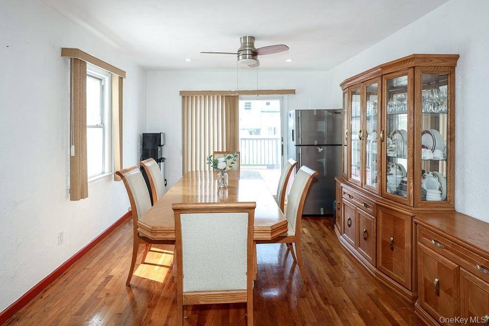 Casa com 4 Quartos à Venda em Elmont - Nova Iorque - EUA - 6