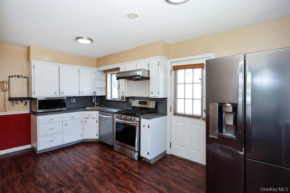Casa com 4 Quartos à Venda em Elmont - Nova Iorque - EUA - 8