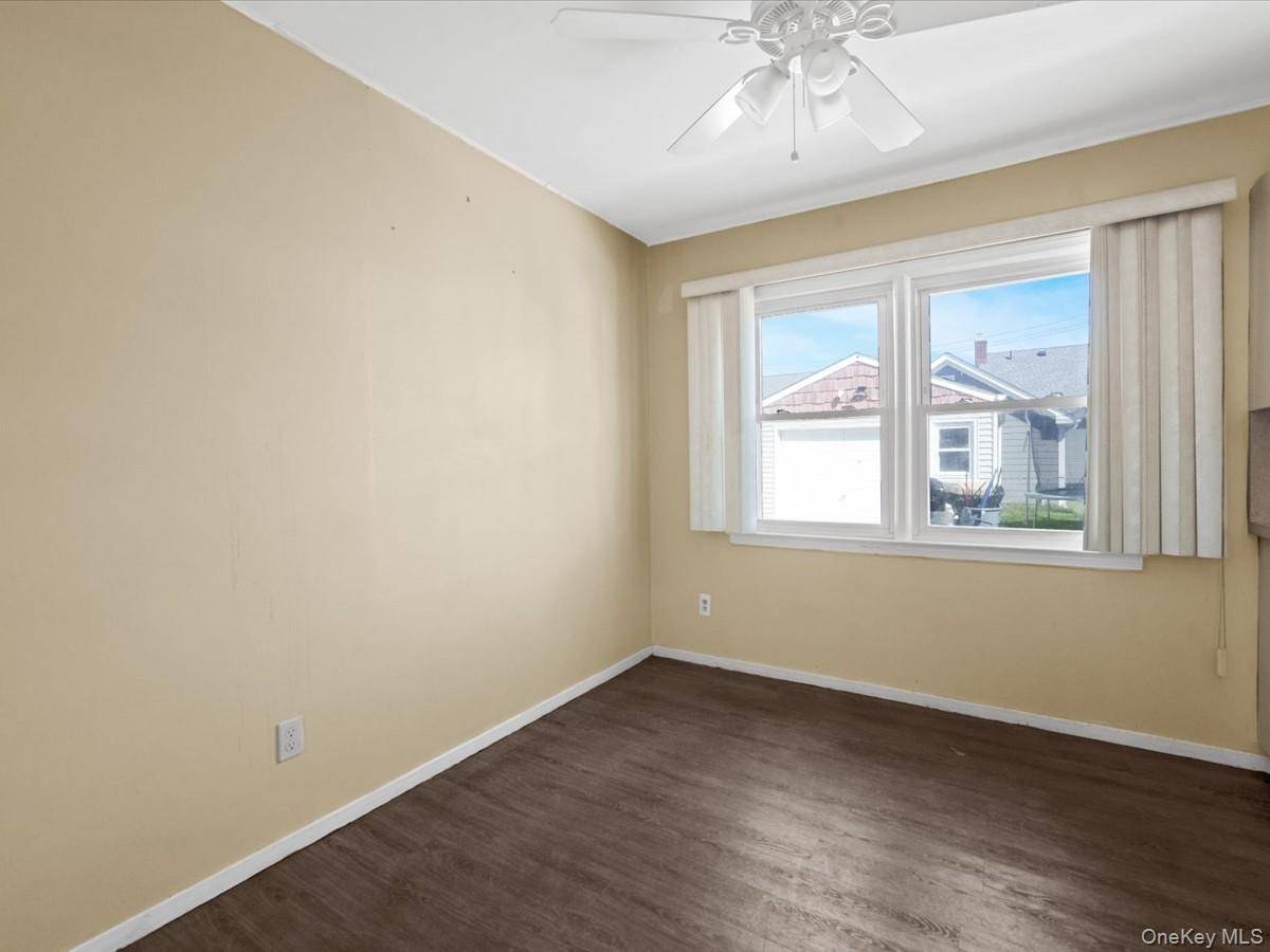 Casa com 4 Quartos à Venda em Elmont - Nova Iorque - EUA - 5