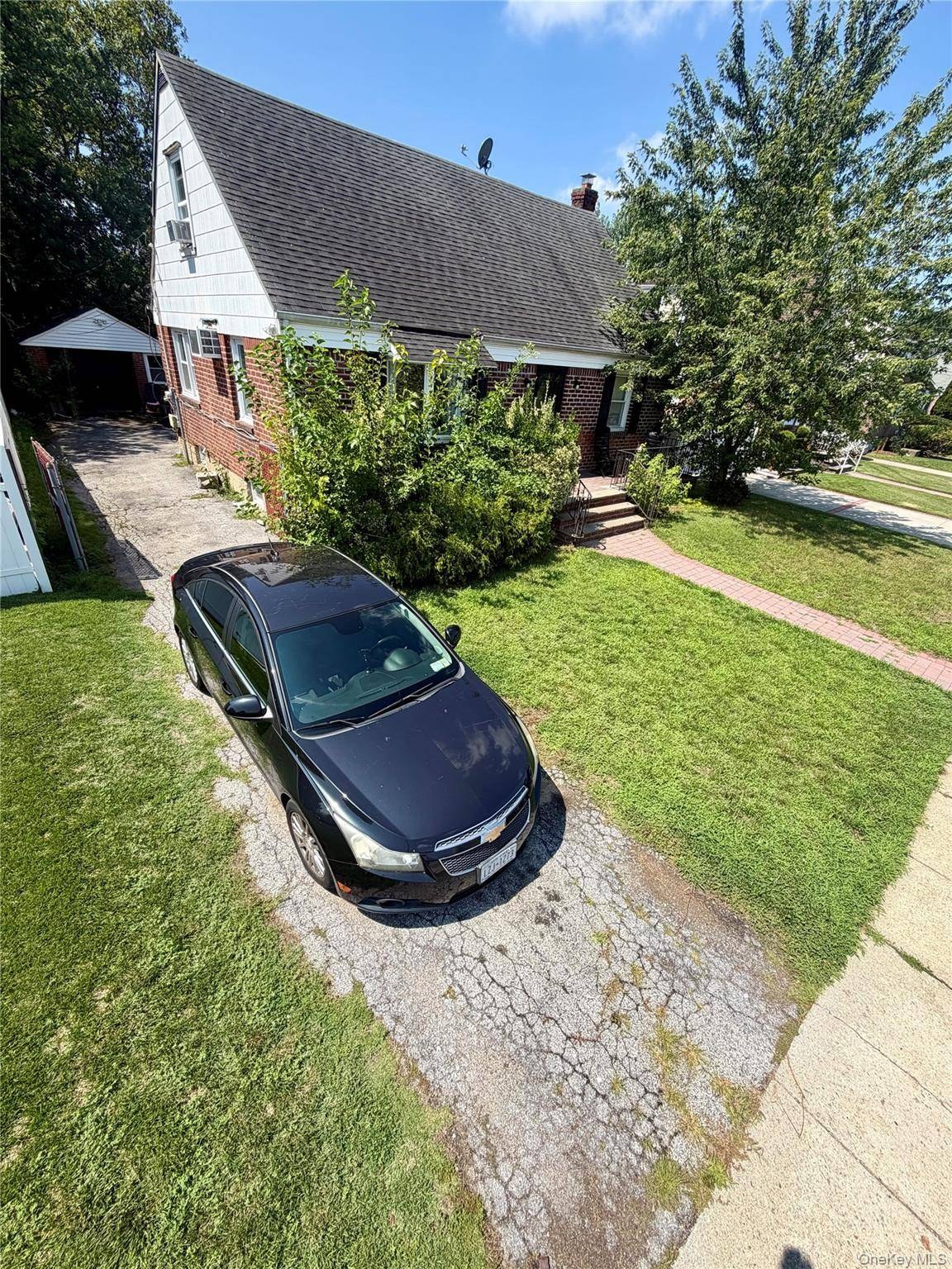Casa com 4 Quartos à Venda em Elmont - Nova Iorque - EUA - 2