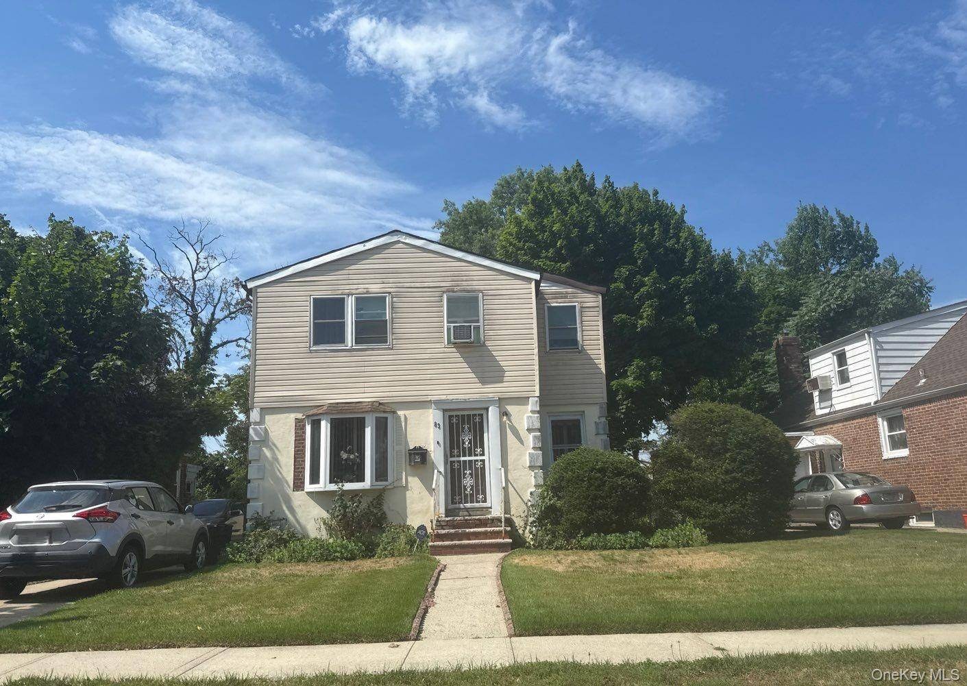 Casa com 4 Quartos à Venda em Elmont - Nova Iorque - EUA - 2