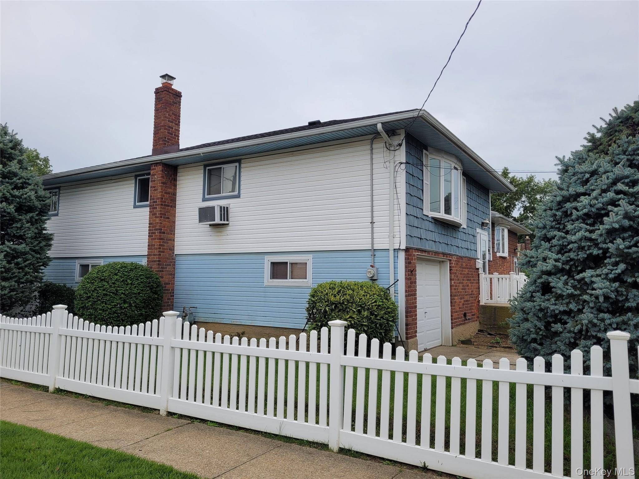 Casa com 4 Quartos à Venda em Elmont - Nova Iorque - EUA - 4