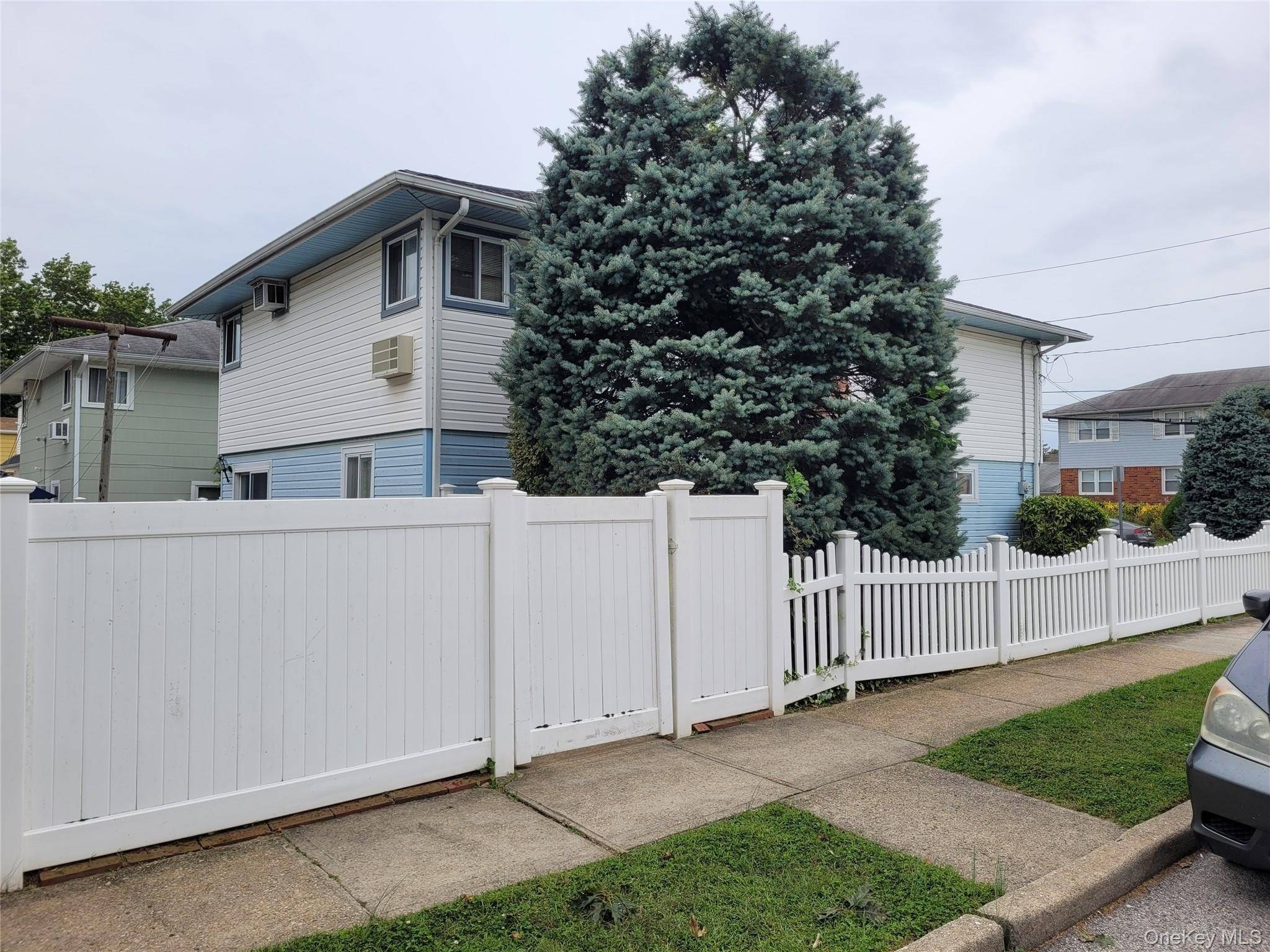 Casa com 4 Quartos à Venda em Elmont - Nova Iorque - EUA - 6