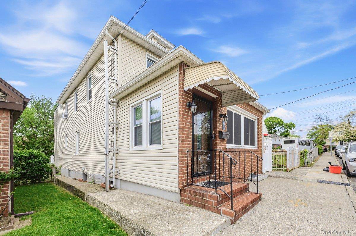 Maison 4 chambres à vendre à Elmont - New York - USA - 1