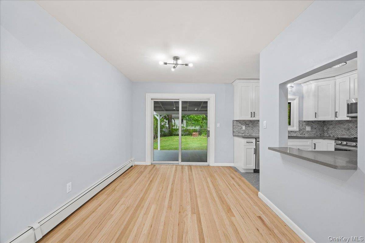 4 Bedroom Home for Sale in Elmsford - New York - USA - 7