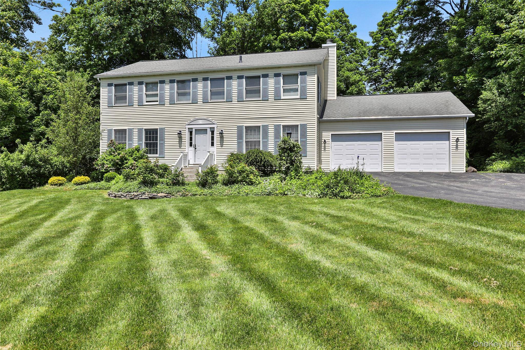 4 Bedroom Home for Sale in Fishkill - New York - USA - 1