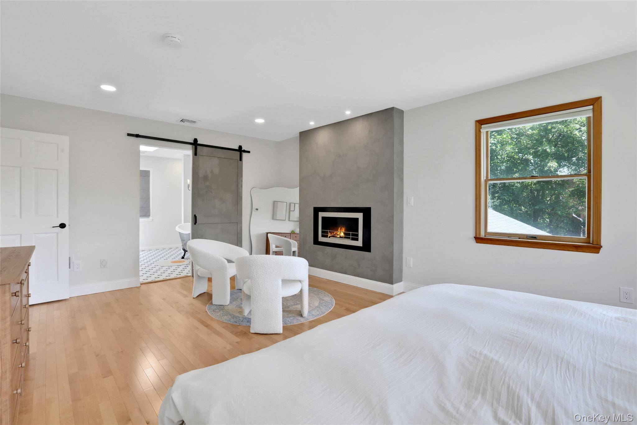 4 Bedroom Home for Sale in Fishkill - New York - USA - 6