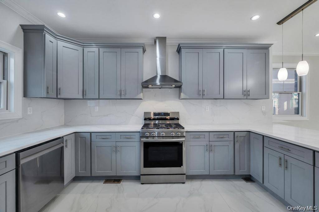 Casa de 4 Dormitorios en Venta en Floral Park - Nueva York - EE. UU. - 8