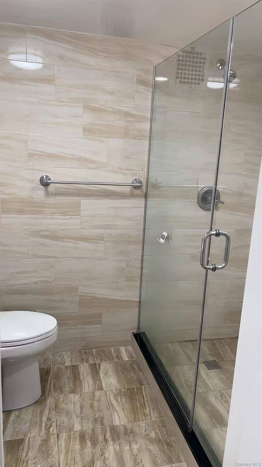 Casa com 4 Quartos à Venda em Floral Park - Nova Iorque - EUA - 8