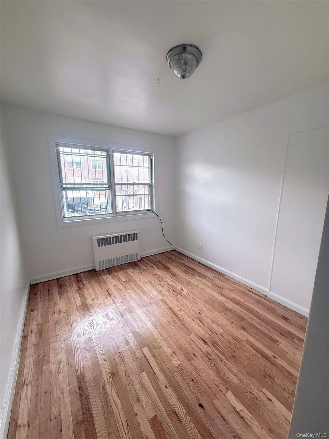 Casa de 4 Dormitorios en Venta en Flushing - Nueva York - EE. UU. - 7