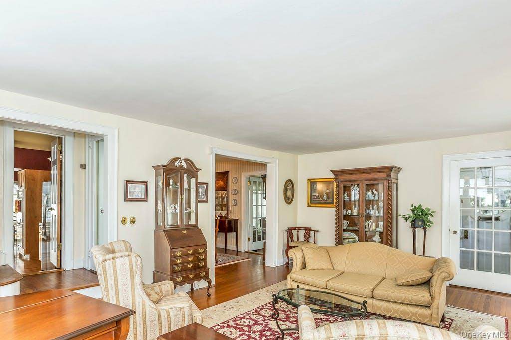Casa com 4 Quartos à Venda em Flushing - Nova Iorque - EUA - 8