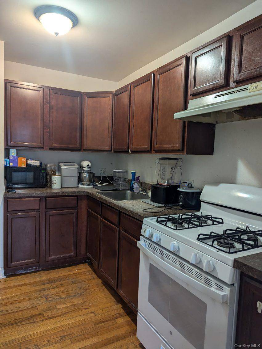 Casa com 4 Quartos à Venda em Flushing - Nova Iorque - EUA - 3