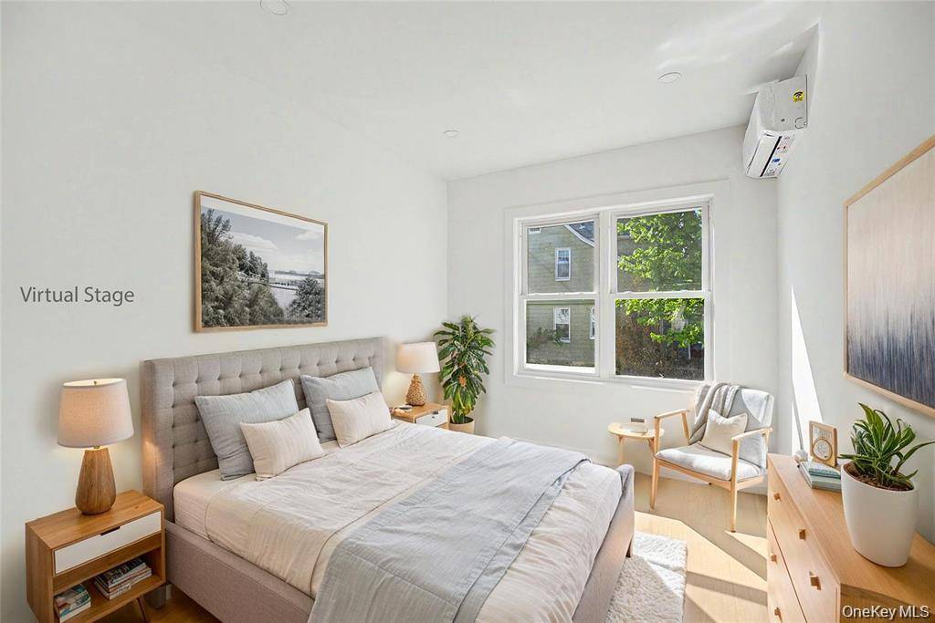 Casa de 4 Dormitorios en Venta en Forest Hills - Nueva York - EE. UU. - 6