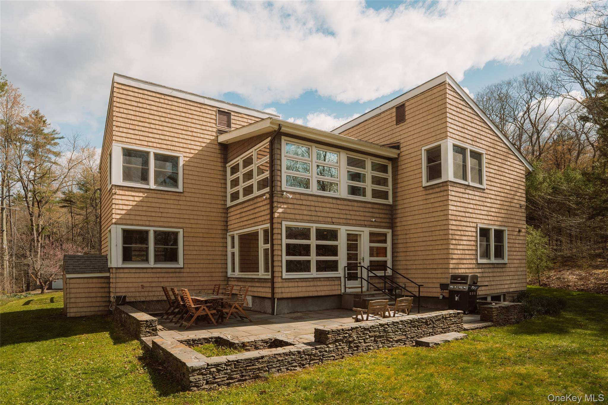4 Bedroom Home for Sale in Forestburgh - New York - USA - 2