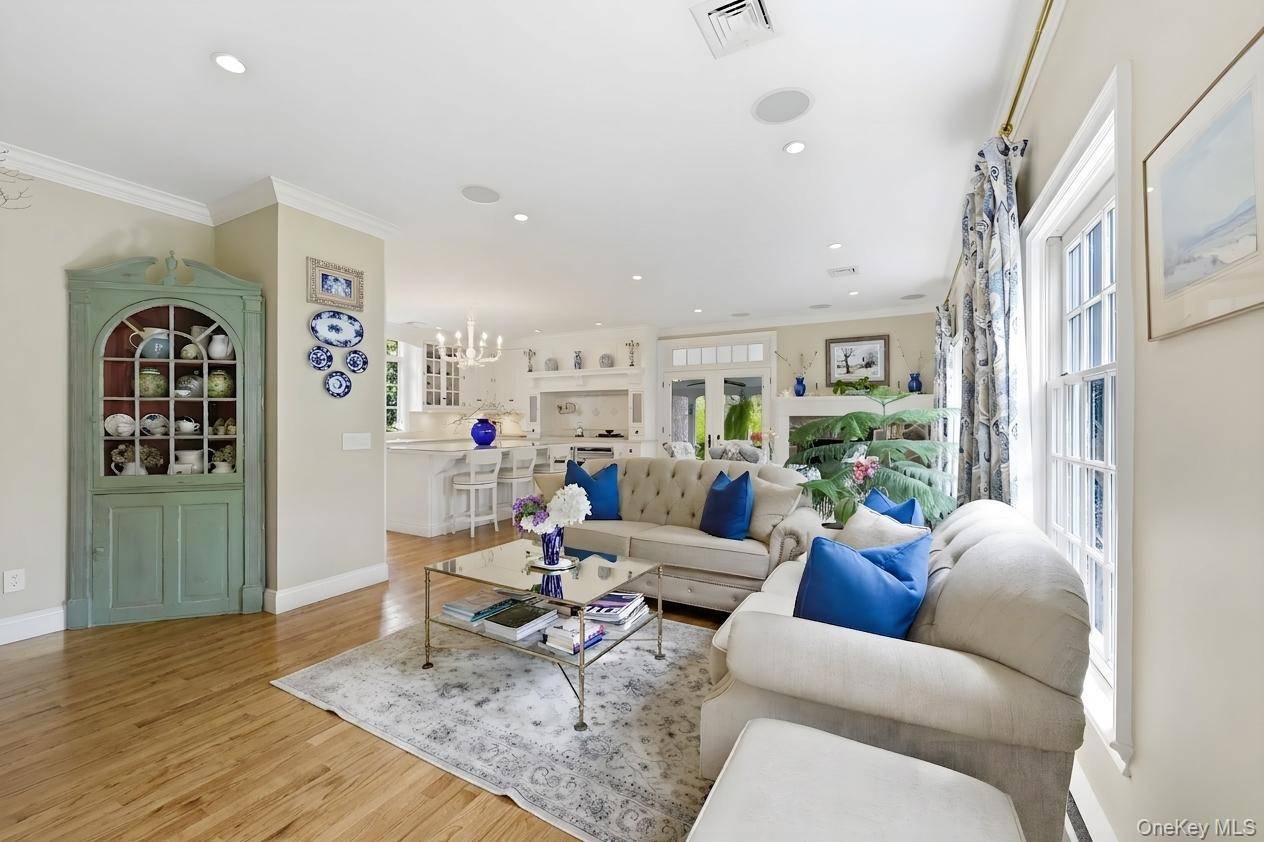 Casa de 4 Dormitorios en Venta en Fort Salonga - Nueva York - EE. UU. - 4