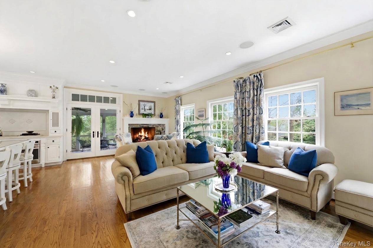 Casa de 4 Dormitorios en Venta en Fort Salonga - Nueva York - EE. UU. - 5