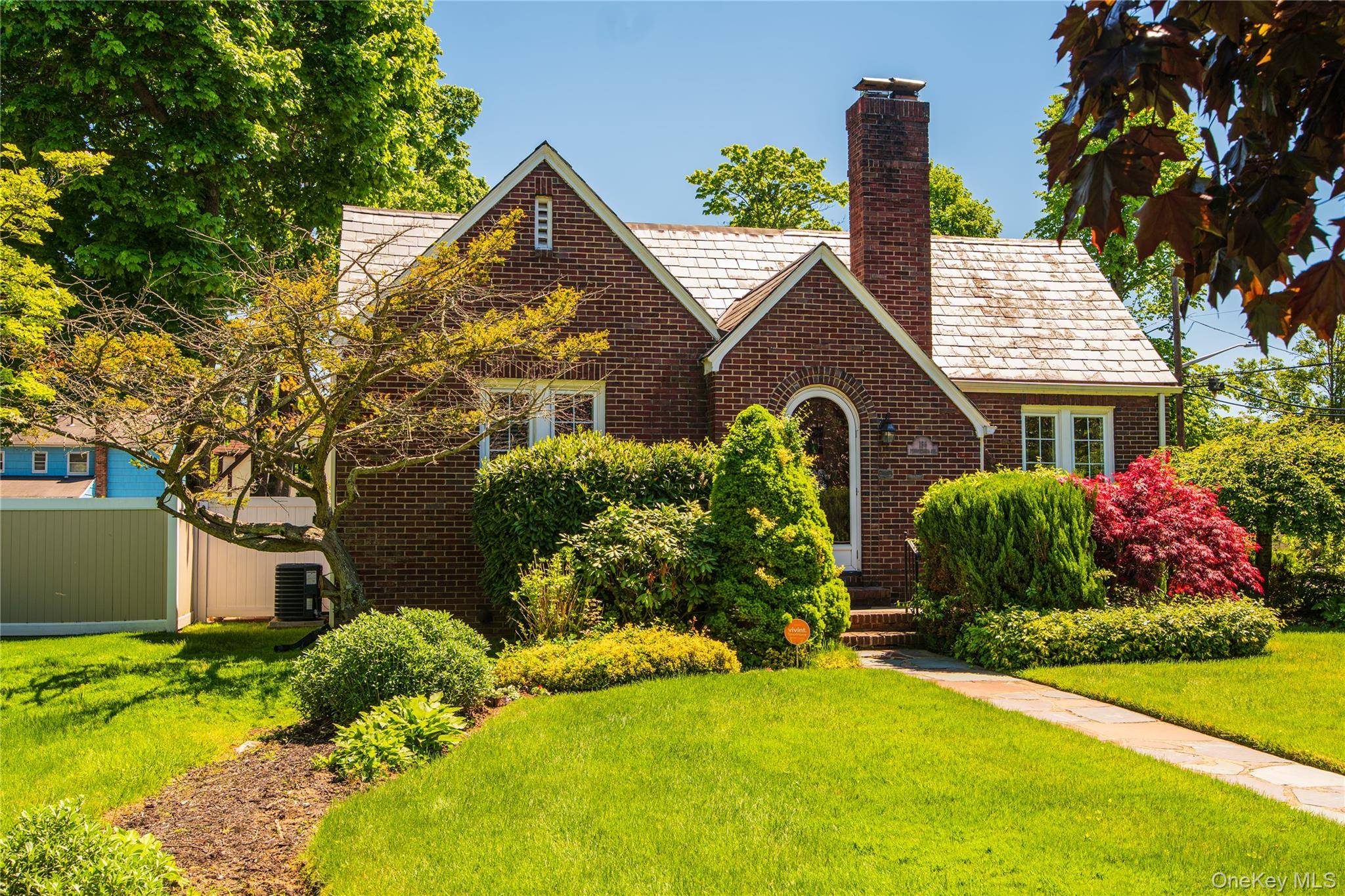 Casa de 4 Dormitorios en Venta en Freeport - Nueva York - EE. UU. - 1