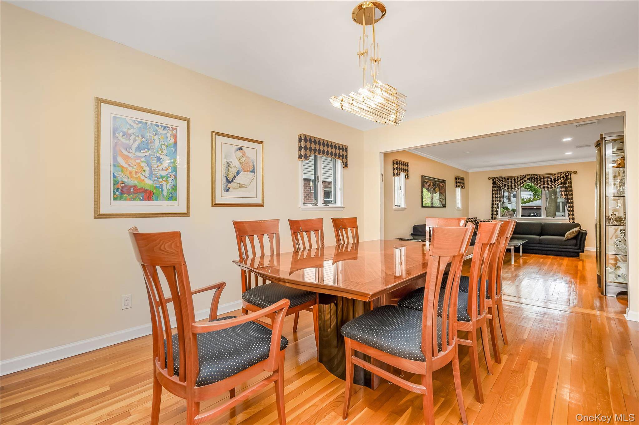 Casa com 4 Quartos à Venda em Fresh Meadows - Nova Iorque - EUA - 5