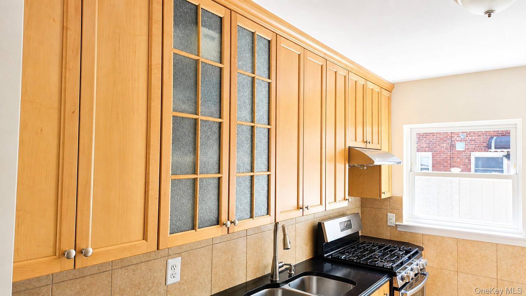 Casa com 4 Quartos à Venda em Fresh Meadows - Nova Iorque - EUA - 6