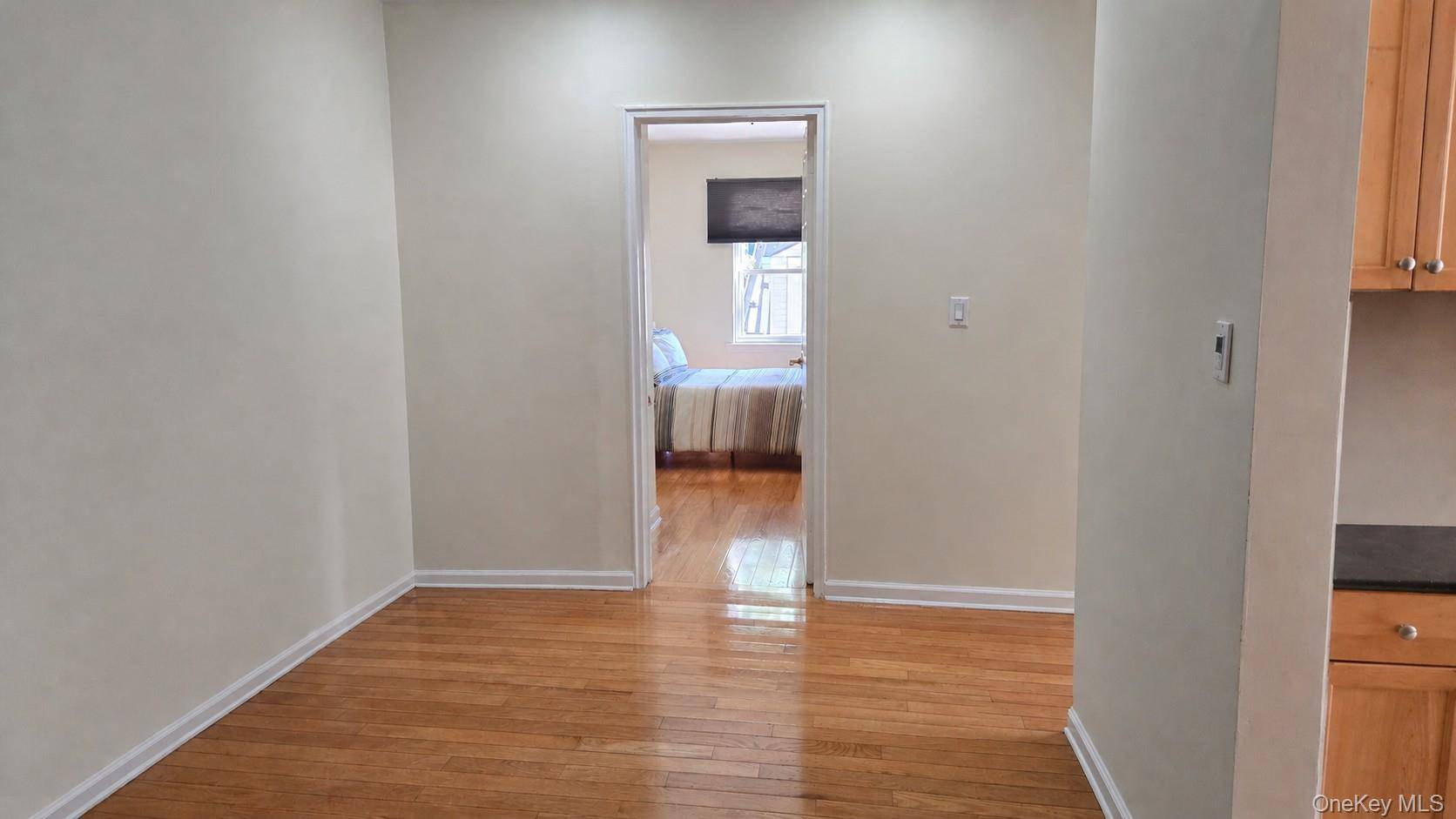 Casa com 4 Quartos à Venda em Fresh Meadows - Nova Iorque - EUA - 8