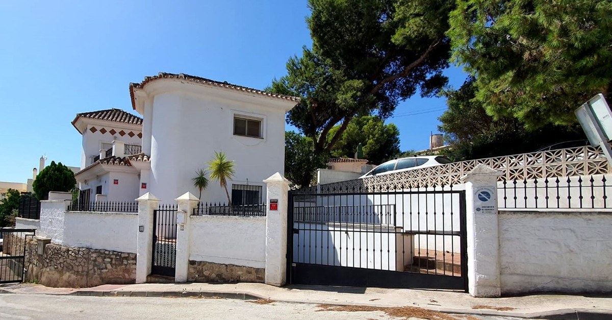 Casa com 4 Quartos à Venda em Fuengirola - Costa del Sol - 1