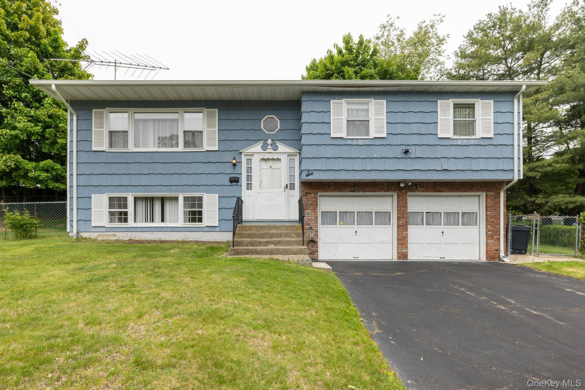 4 Bedroom Home for Sale in Garnerville - New York - USA - 1